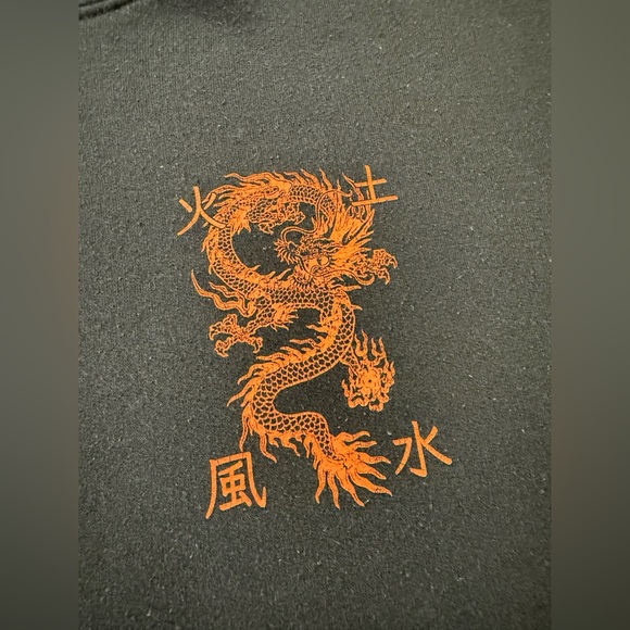 SCW Black Hoodie with Red Chinese Dragon Graphic large no drawstring (bin KK27) - Picture 7 of 8